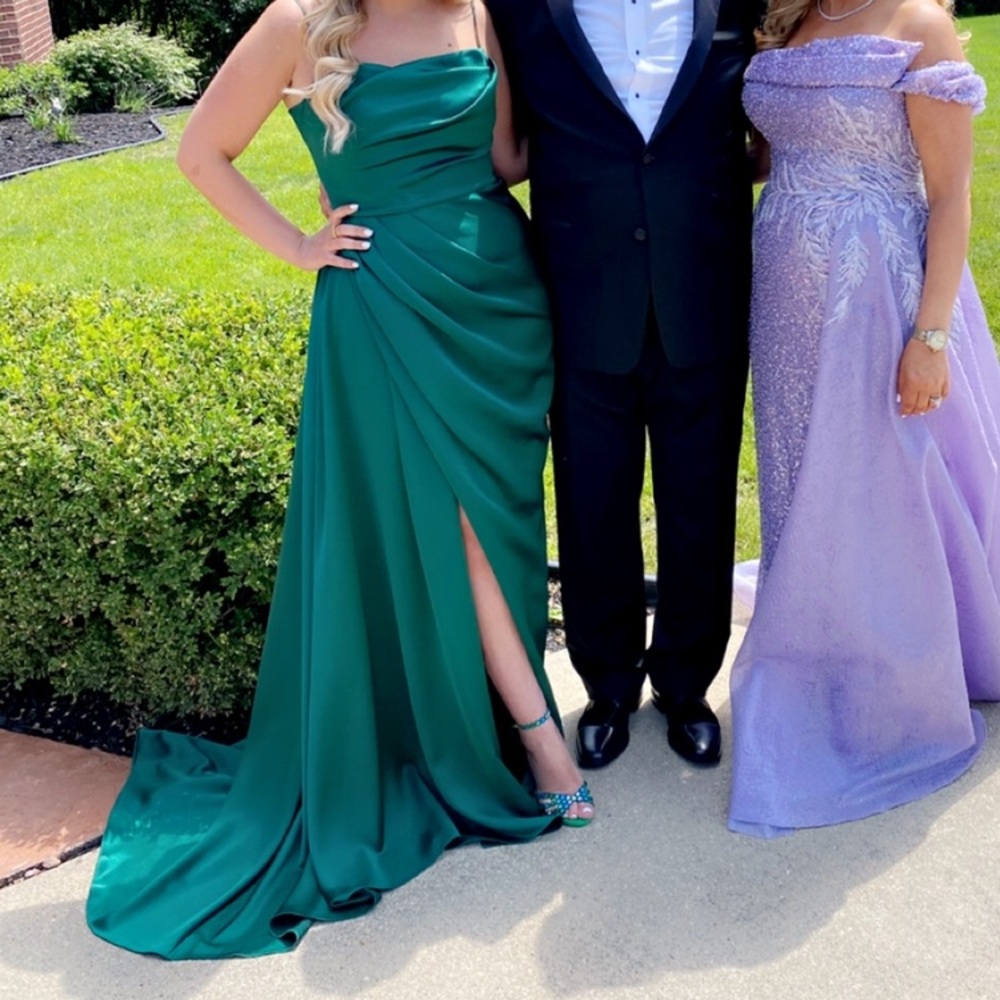 **40% OFF** WORN. Rosario Satin Gown